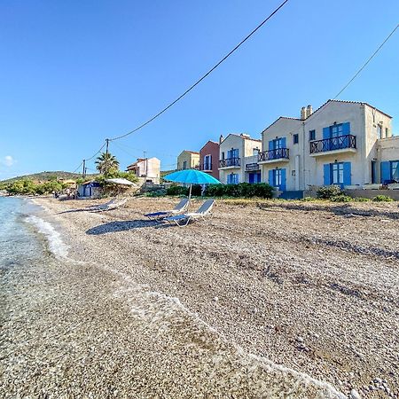 Kyparissis Beach Houses Skala Mistegnon Екстериор снимка